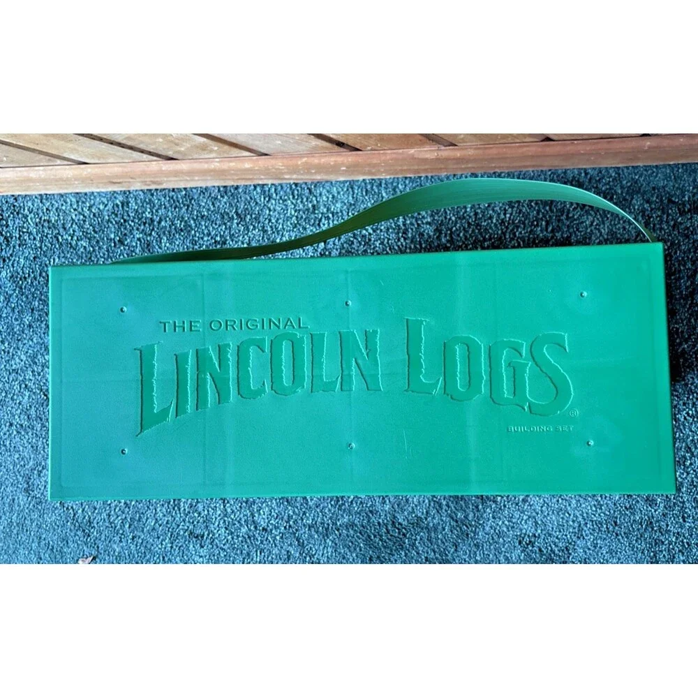 Hasbro The Original Lincoln Logs Boulder Creek Town 238 pc Solid Wood Log Cabin
